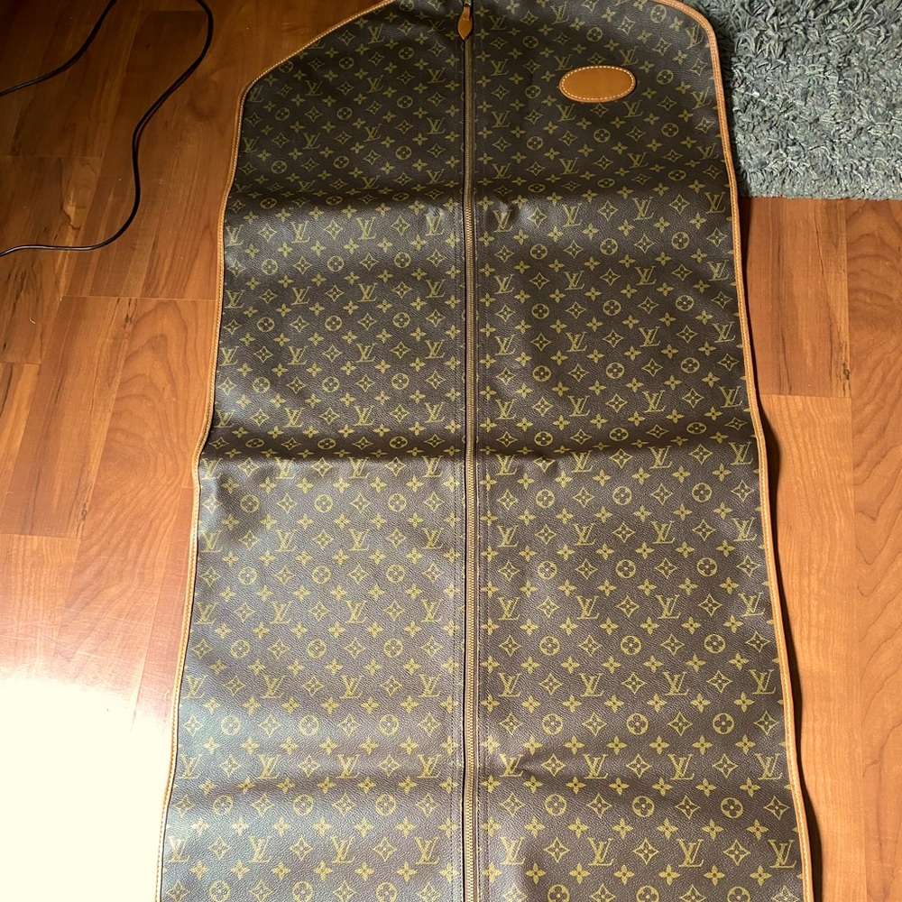 Vintage Louis Vuitton garment bag